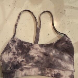 Lululemon Flow Y Sports Bra Size 6